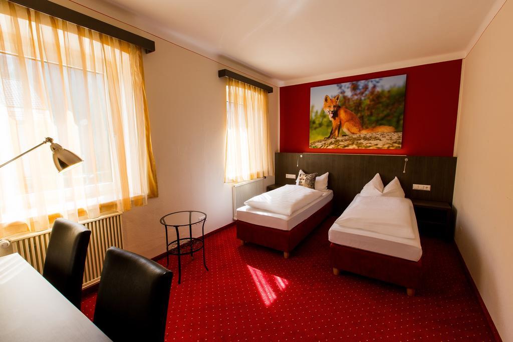 Wallner - Hotel & Wirt Arnoldstein Kamer foto